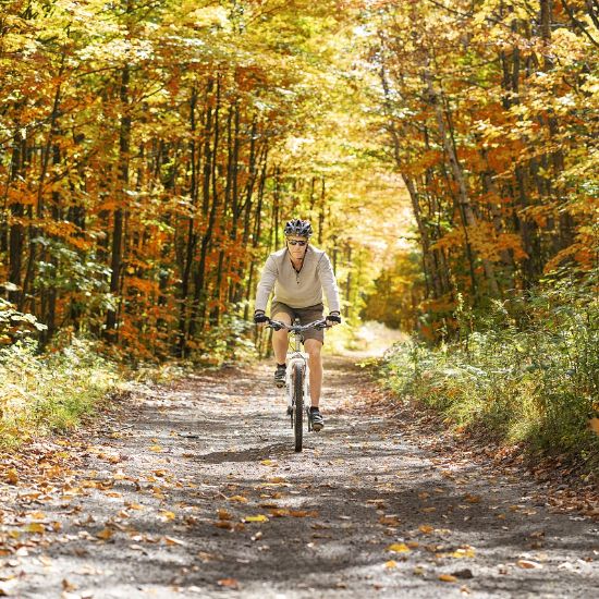 what to wear in autumn for cycling
